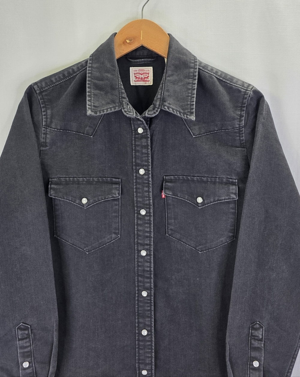 Levi’s Womens Pearl Snap Denim Western Shirt Long Sleeve Standard Fit Size Small - Picture 3 of 12